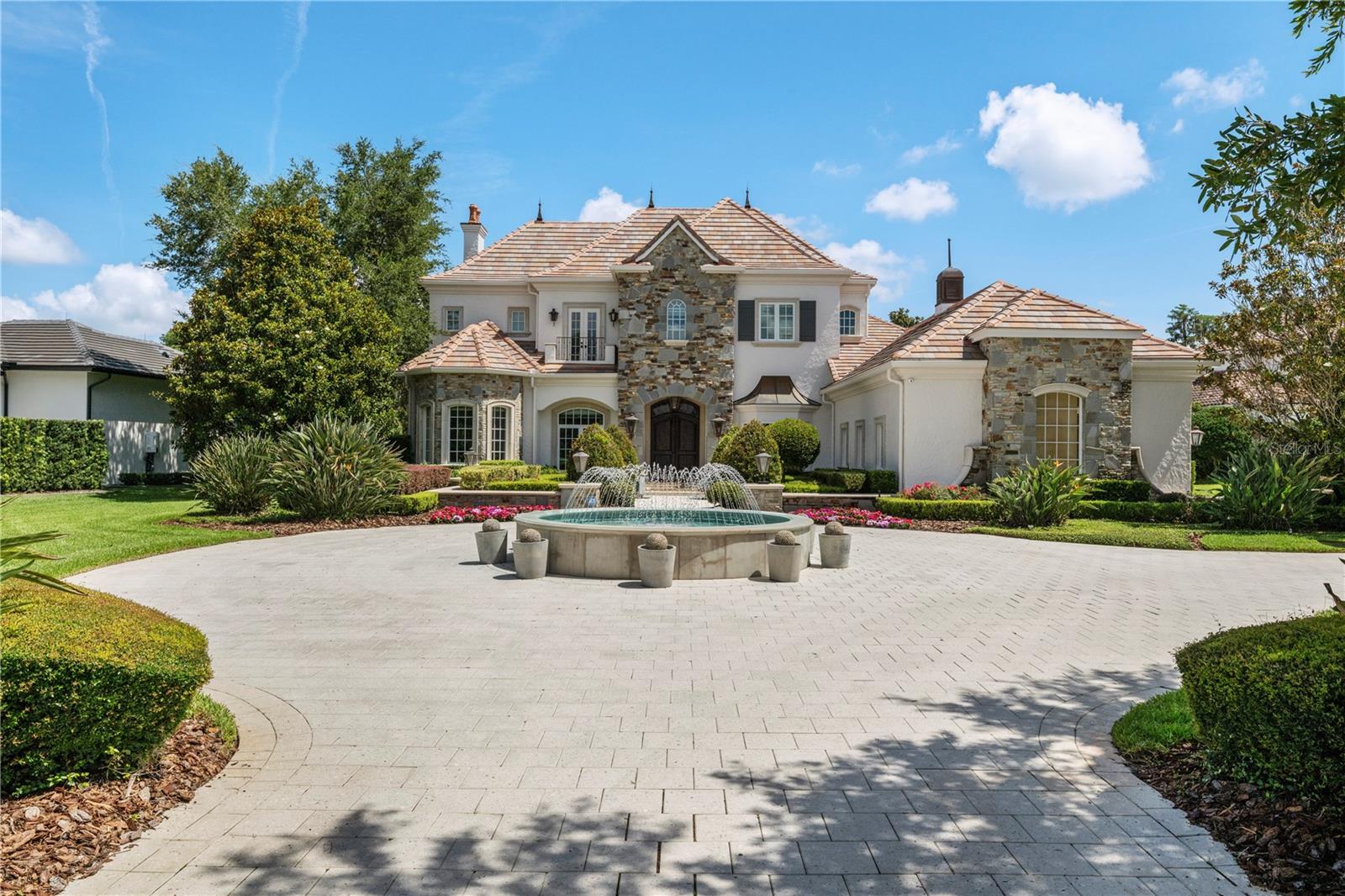 9349 TIBET POINTE CIR