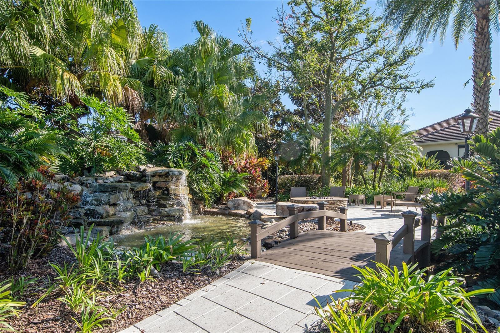 9349 TIBET POINTE CIR