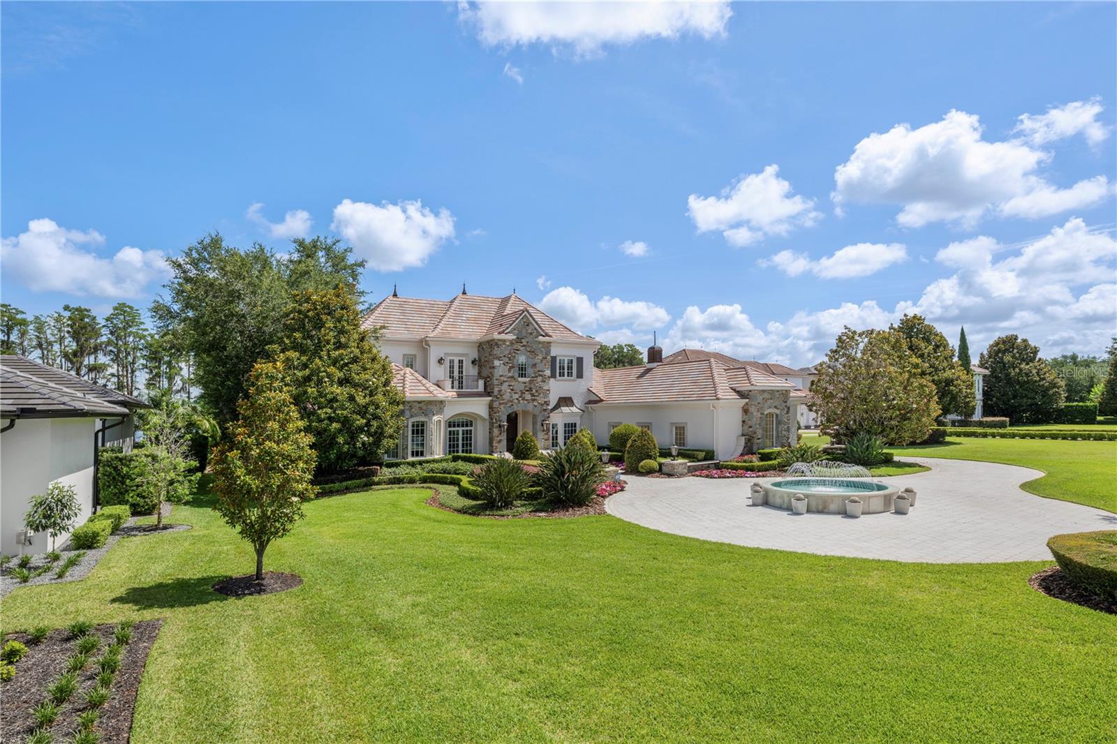 9349 TIBET POINTE CIR