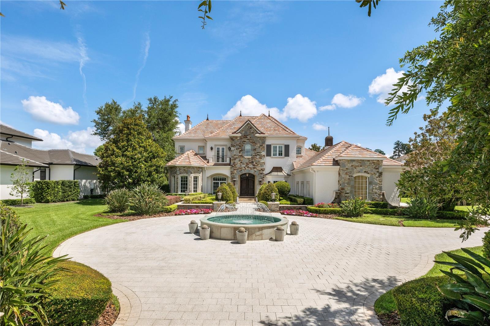 9349 TIBET POINTE CIR