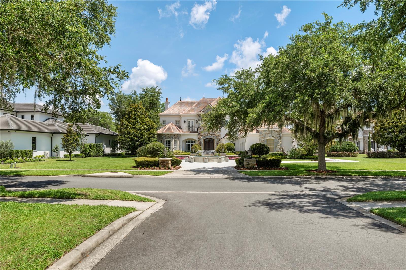 9349 TIBET POINTE CIR
