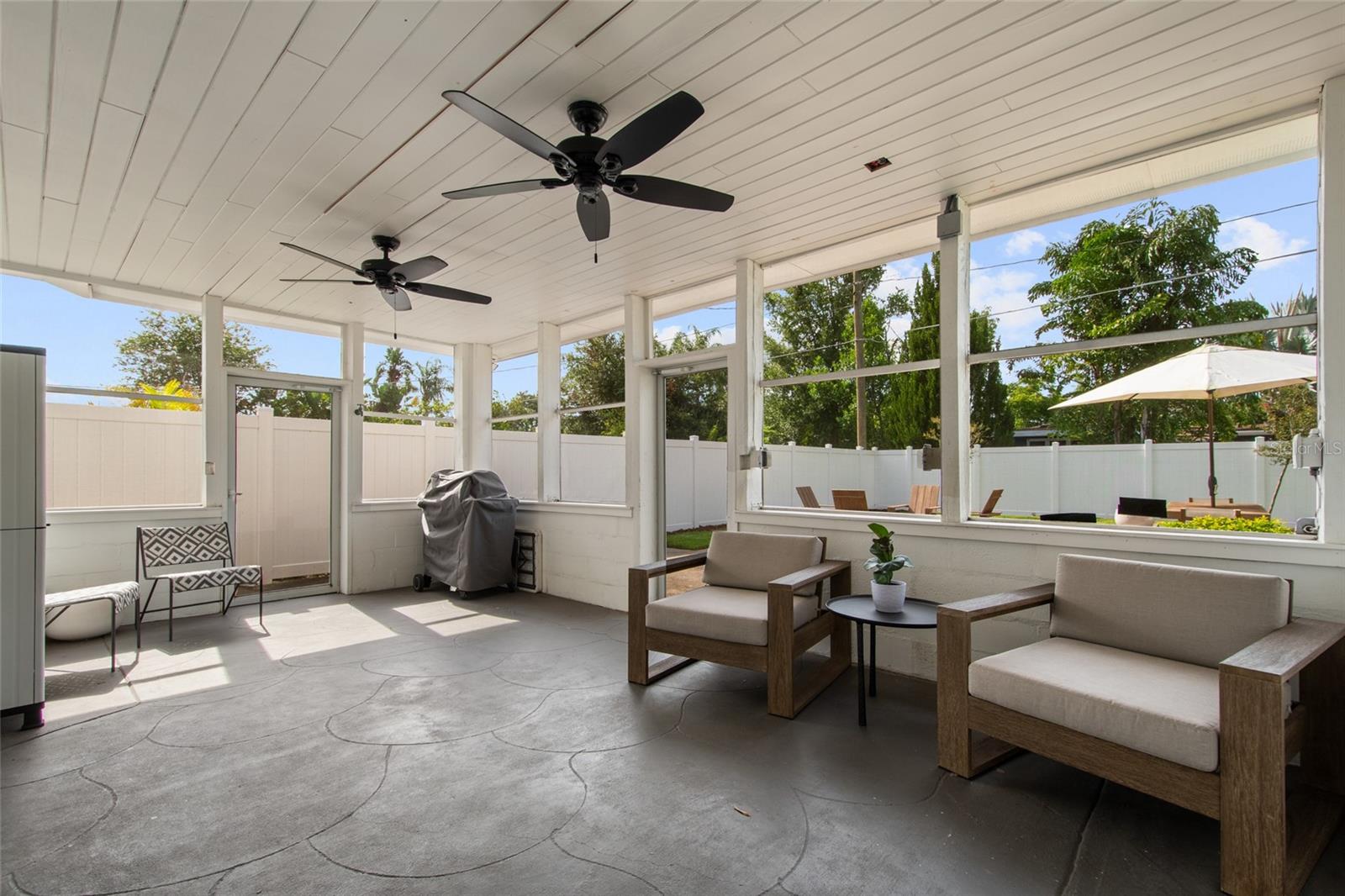 3715 WREN LANE