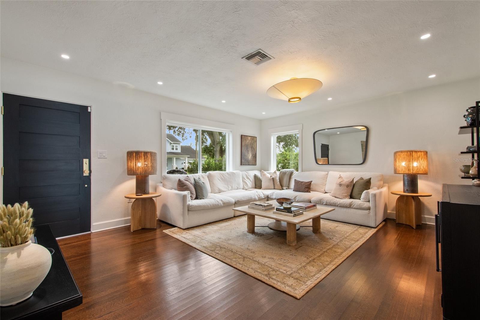3715 WREN LANE