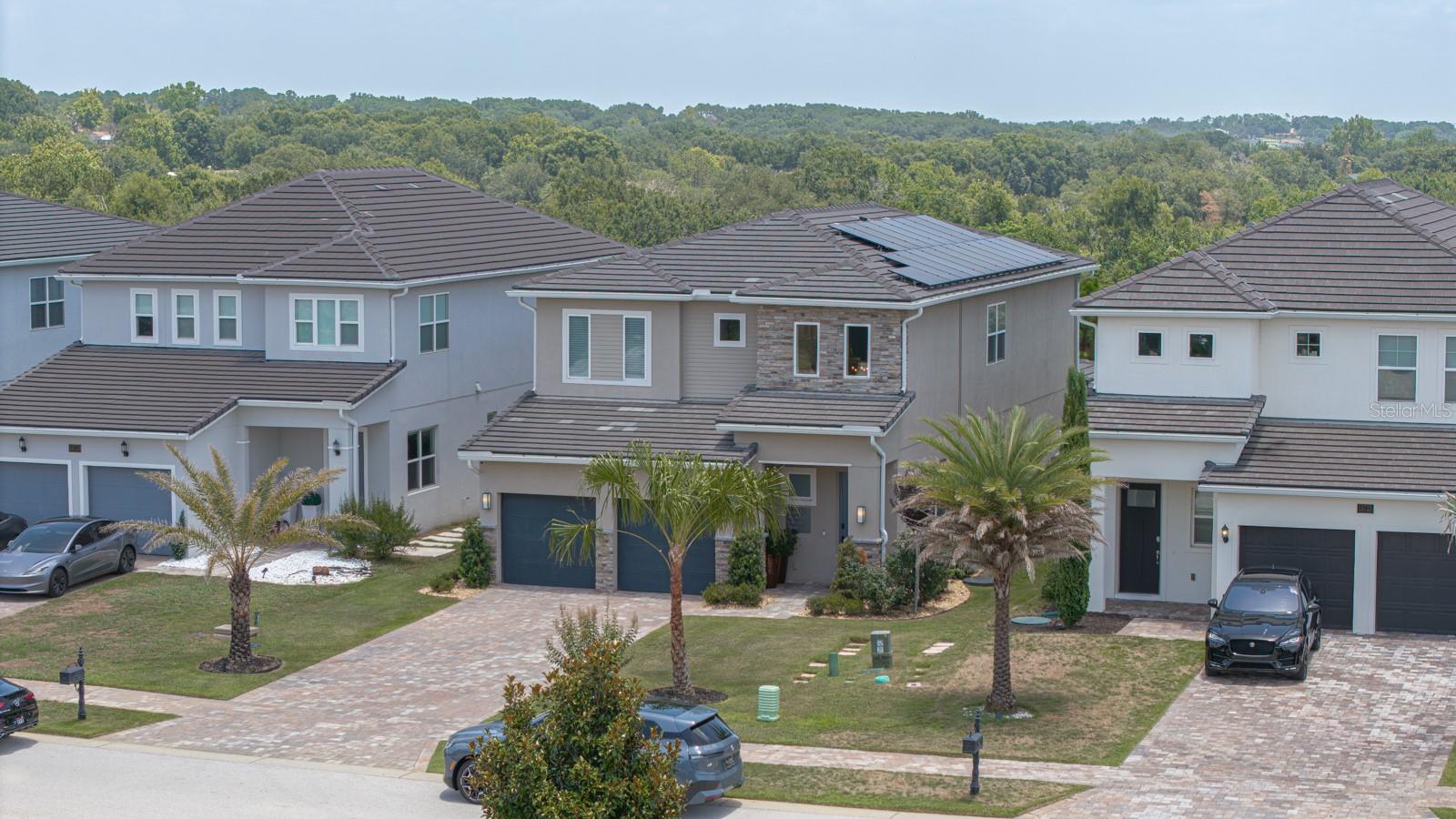 15717 VETTA DR