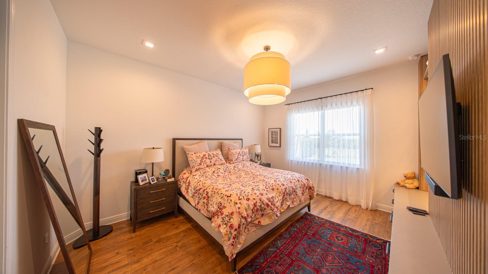 15717 VETTA DR