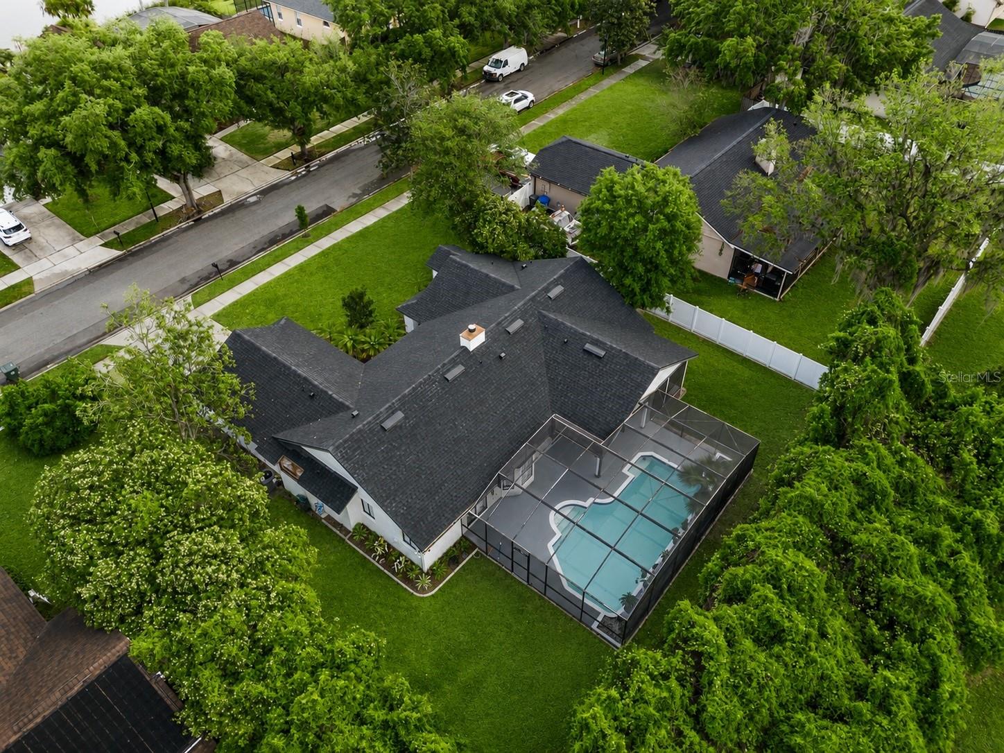 1012 WILLA LAKE CIR