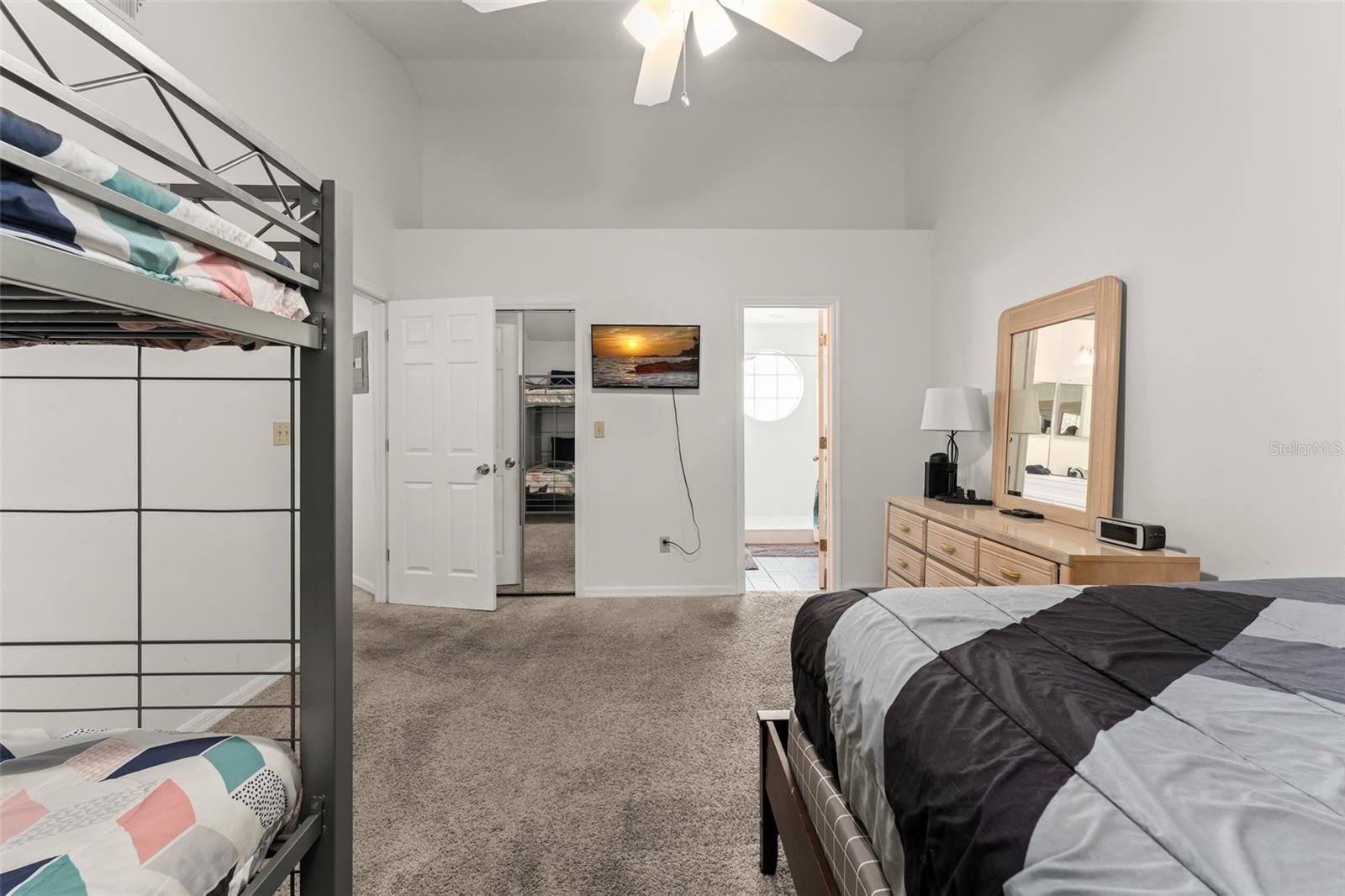 2739 N POINCIANA BLVD #84