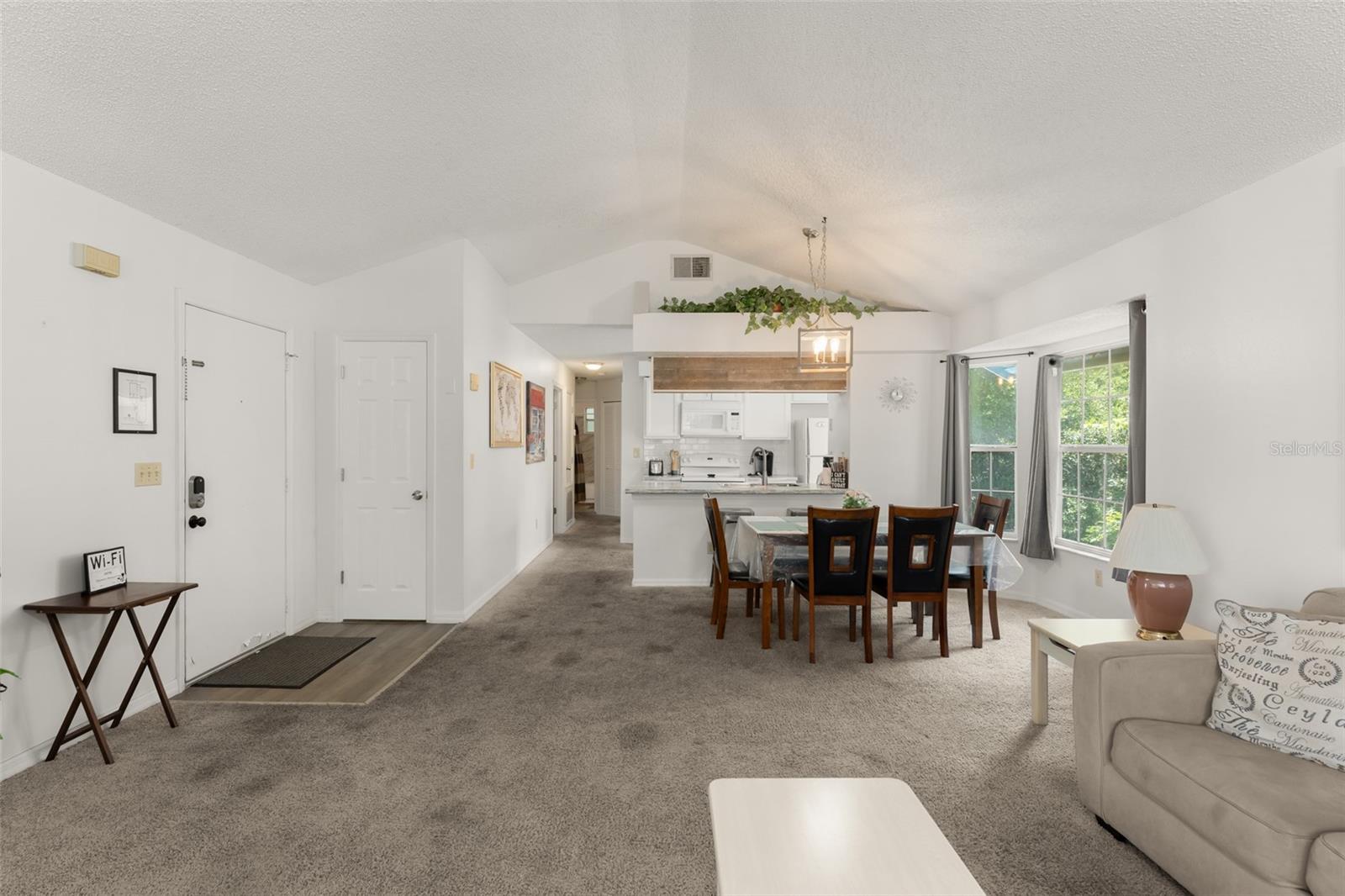 2739 N POINCIANA BLVD #84