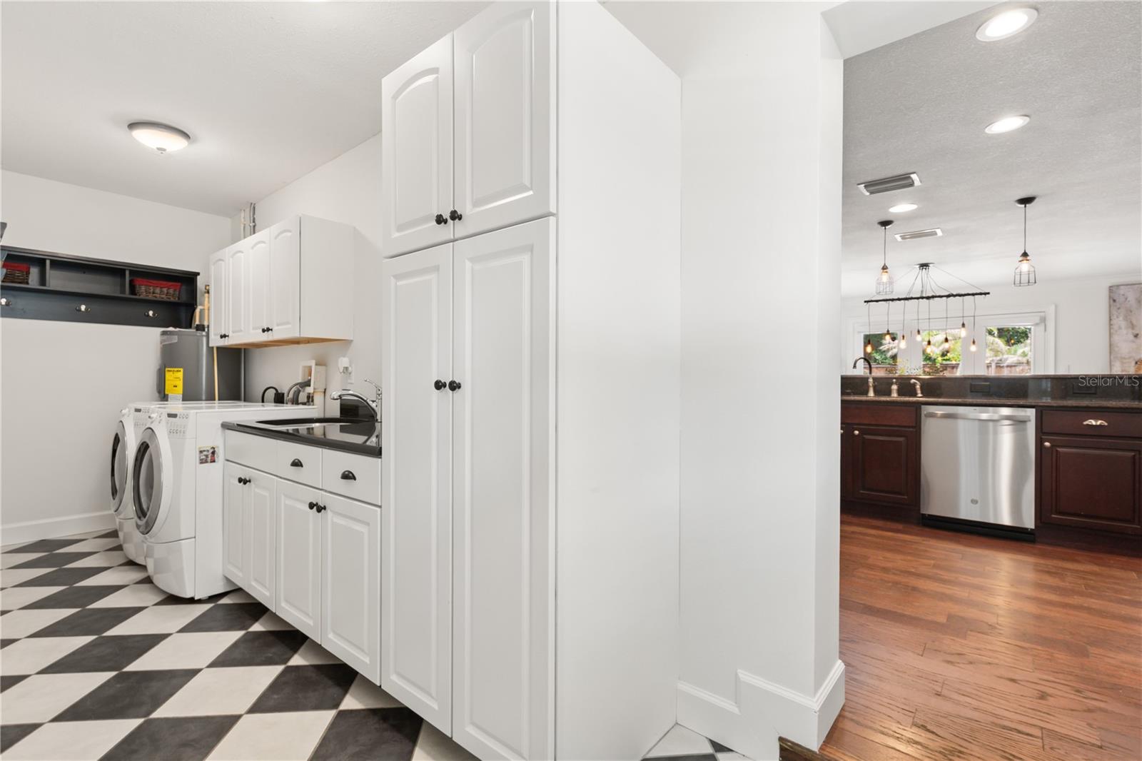 703 NICOMA TRAIL