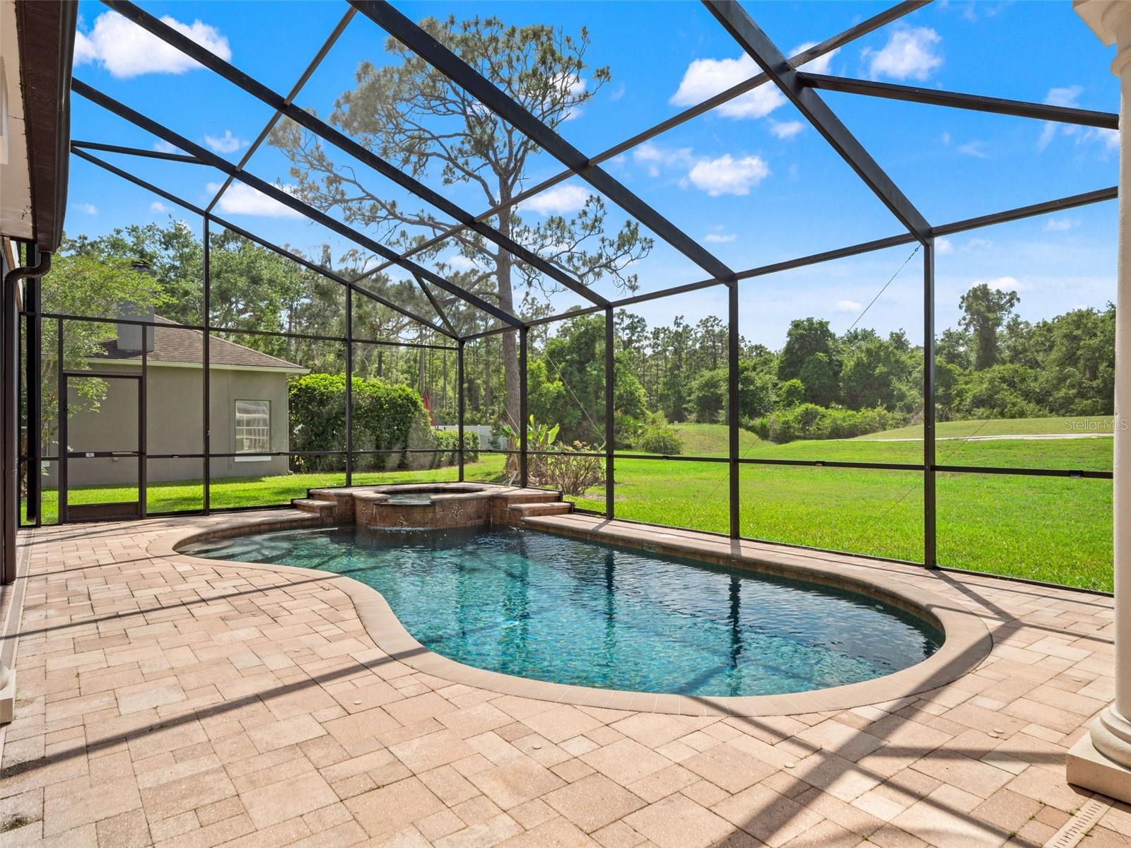 2394 HUNTINGDALE LN