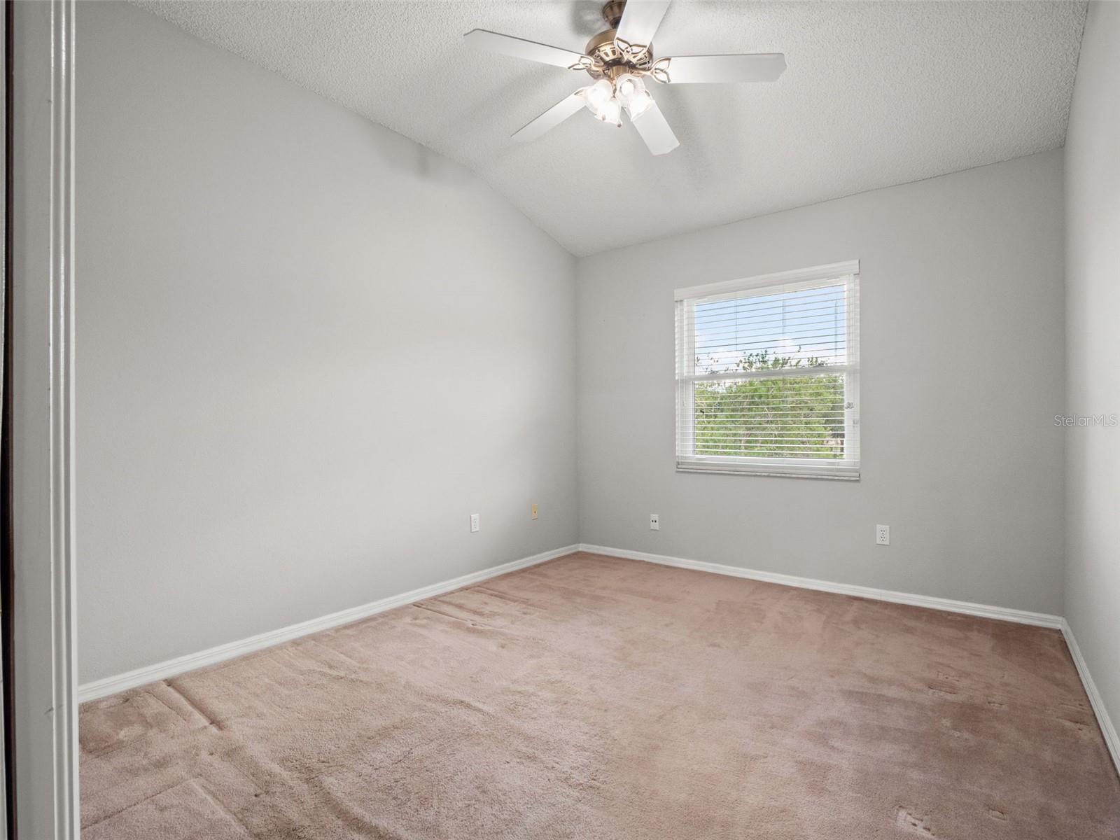 2394 HUNTINGDALE LN
