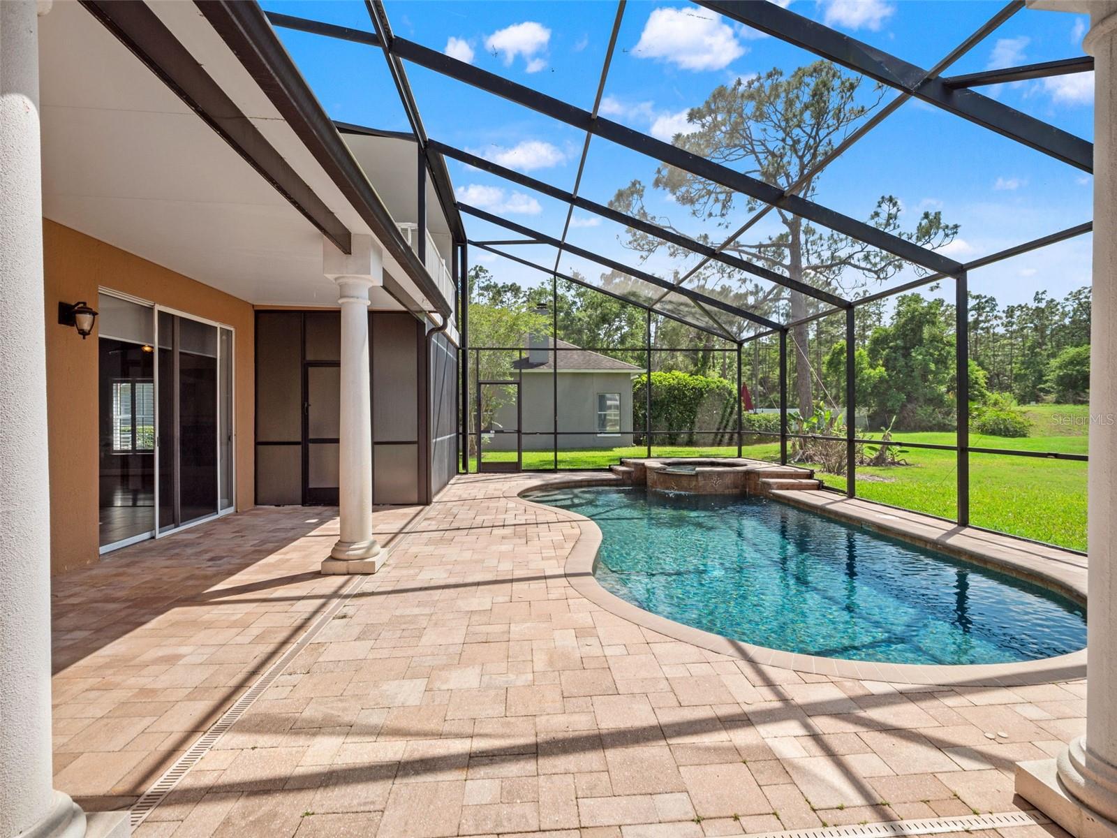 2394 HUNTINGDALE LN
