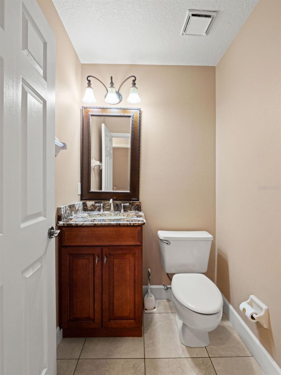 2394 HUNTINGDALE LN