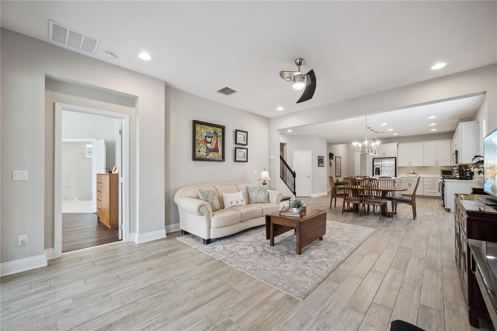 1143 HULL ISLAND DR