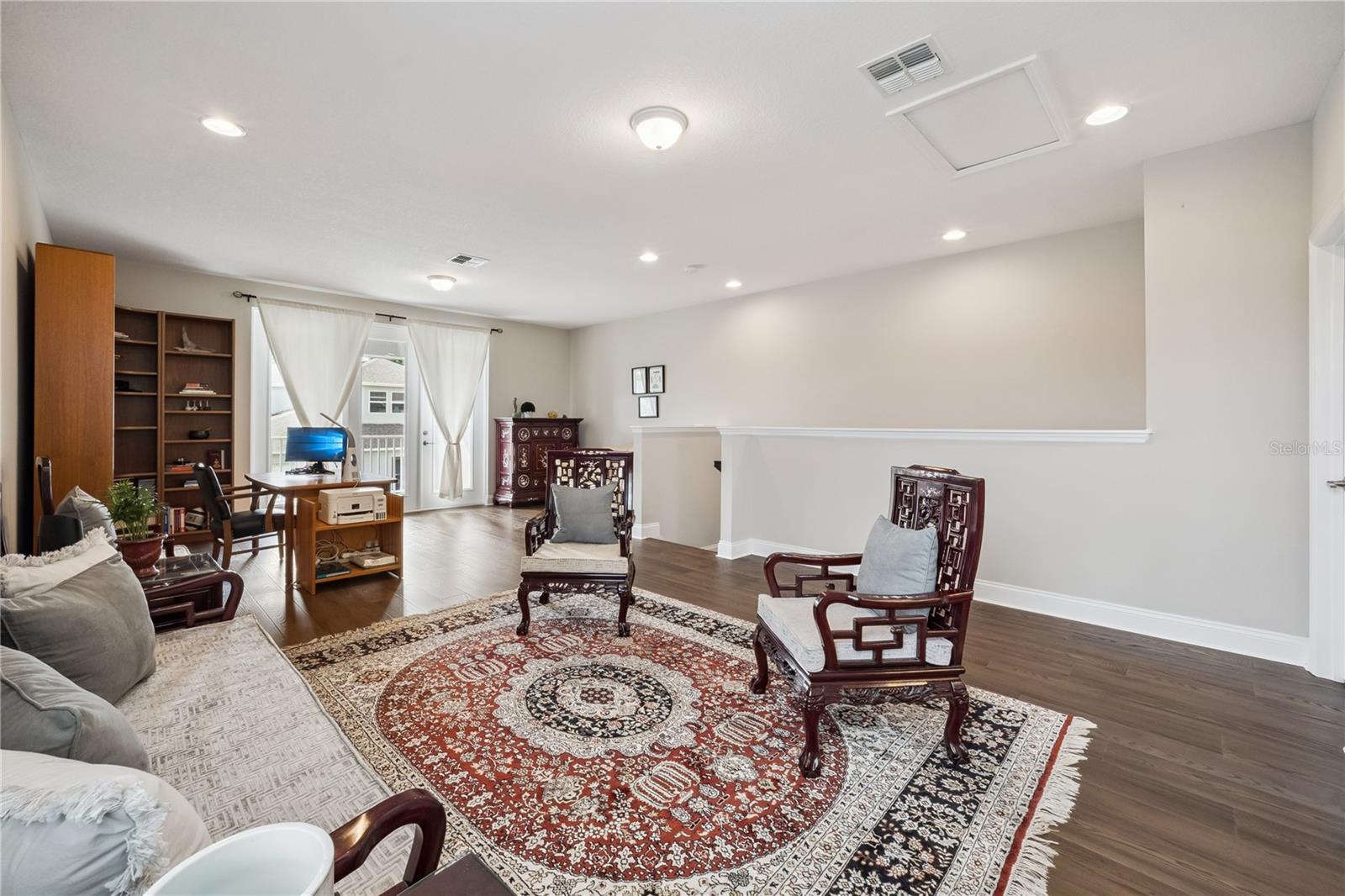 1143 HULL ISLAND DR