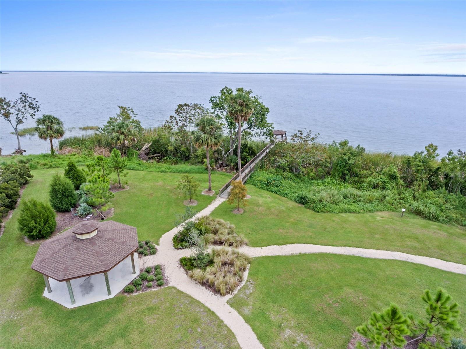 1143 HULL ISLAND DR