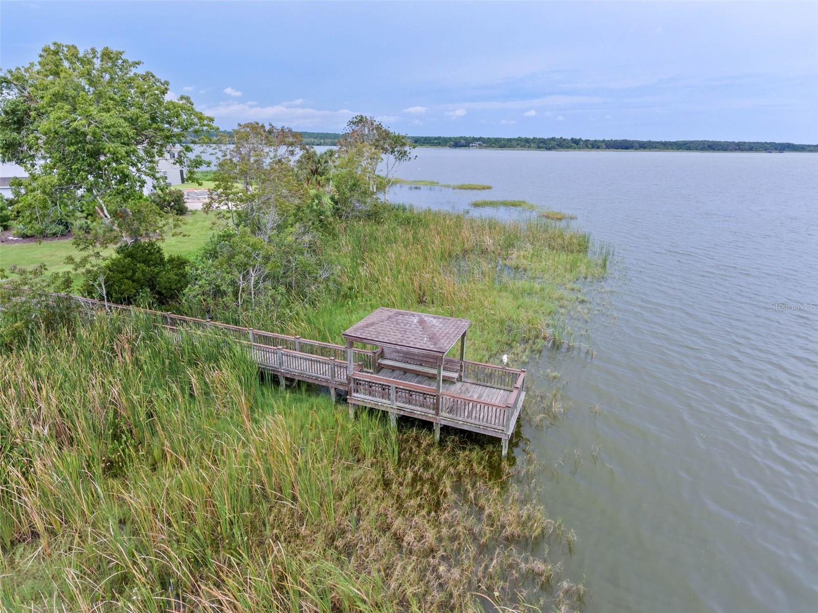 1143 HULL ISLAND DR