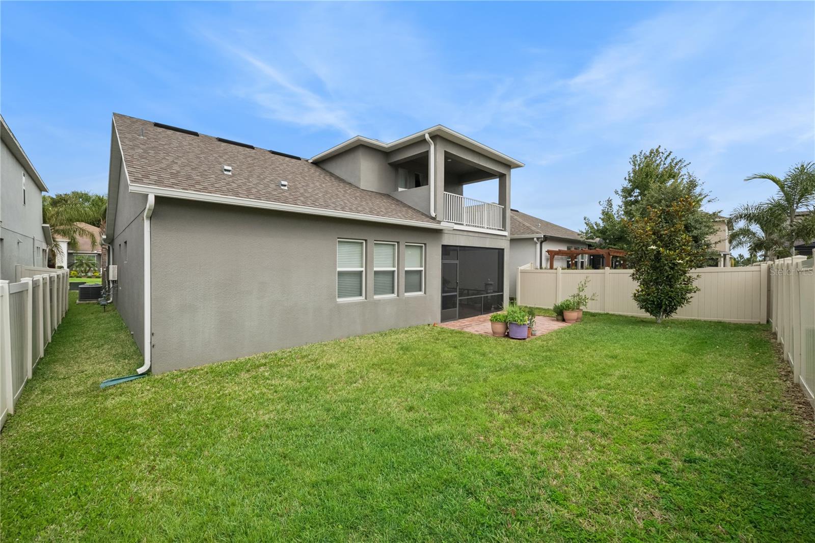 1143 HULL ISLAND DR