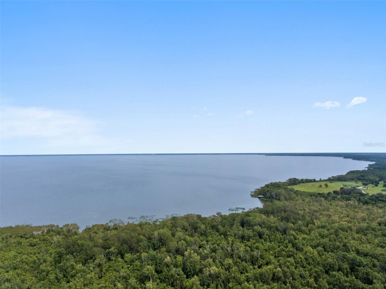 1143 HULL ISLAND DR