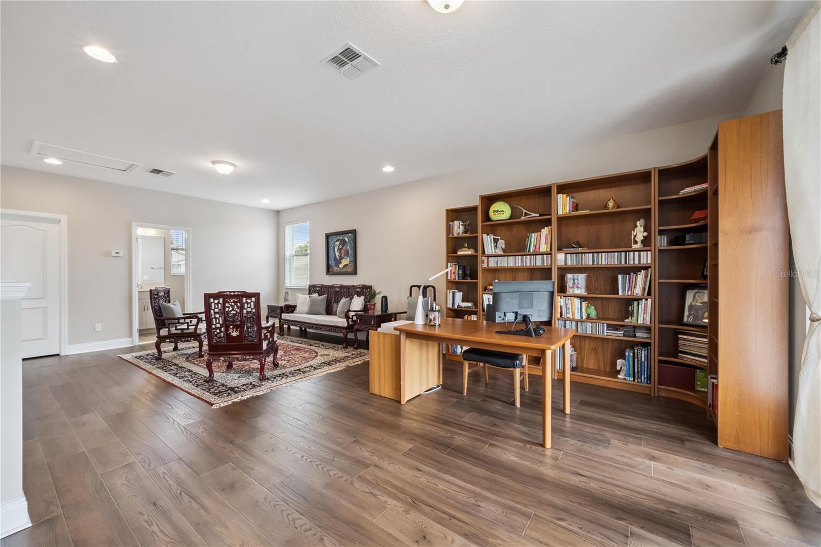 1143 HULL ISLAND DR
