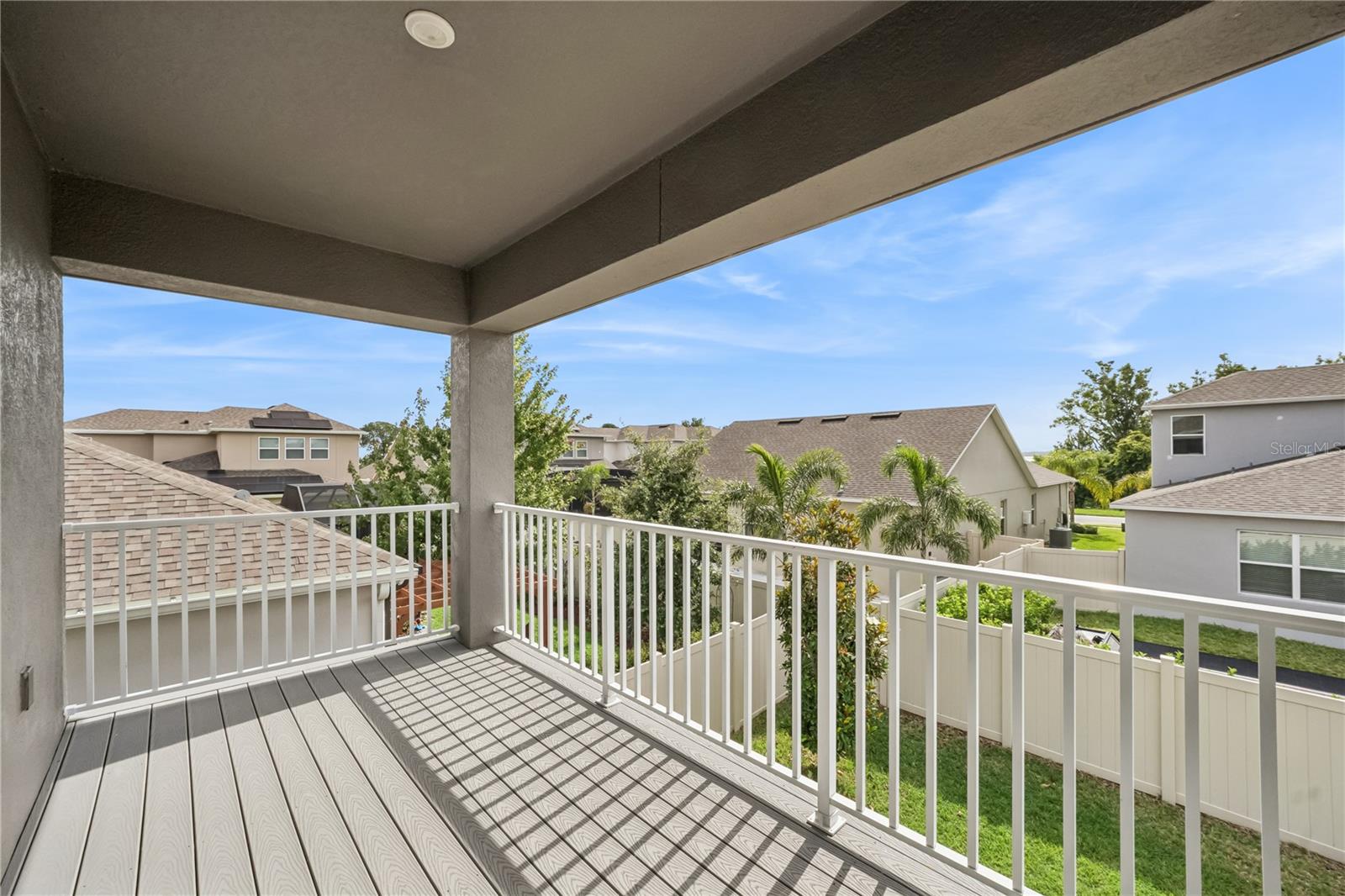 1143 HULL ISLAND DR
