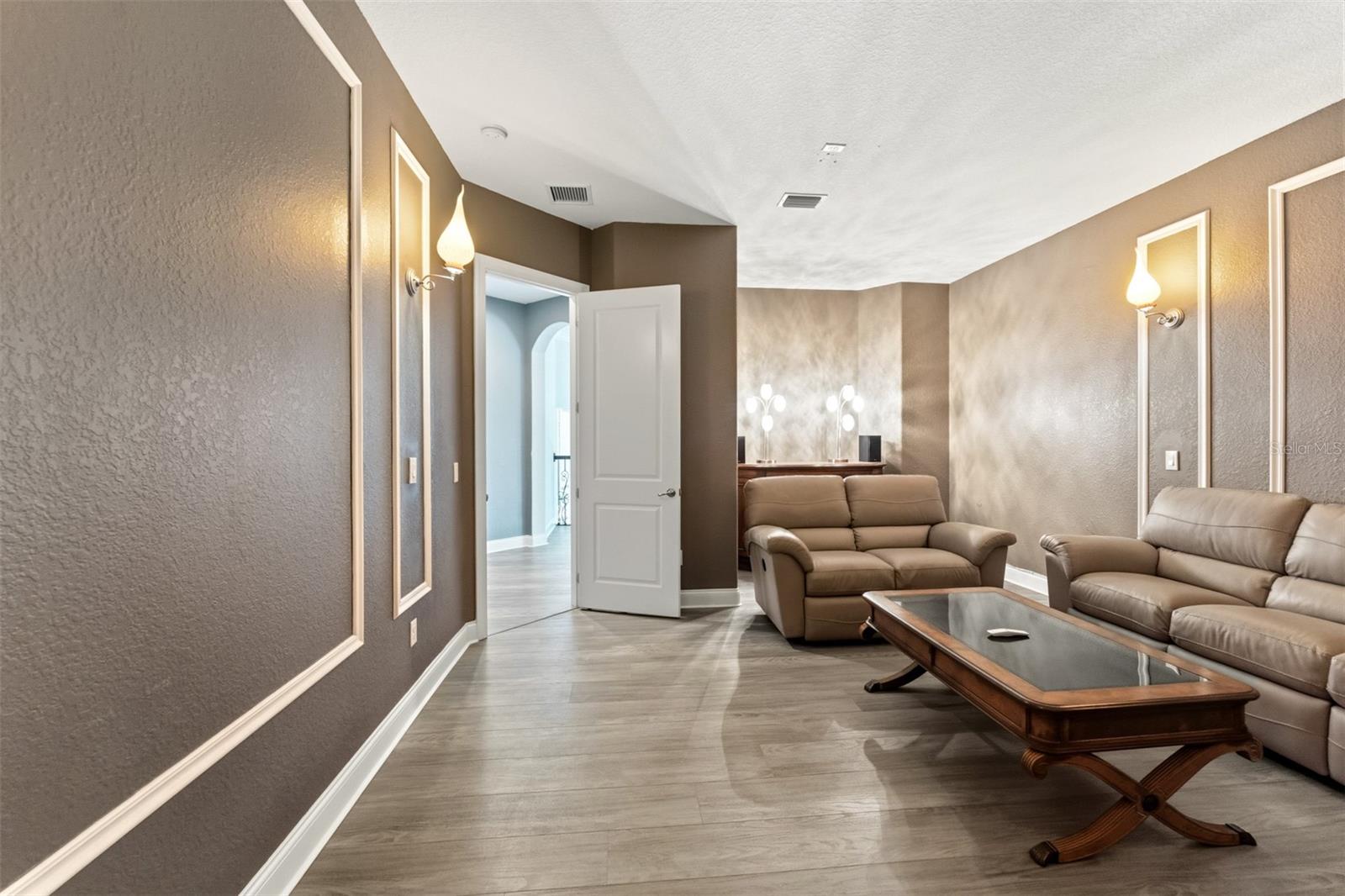 4071 ISABELLA CIR