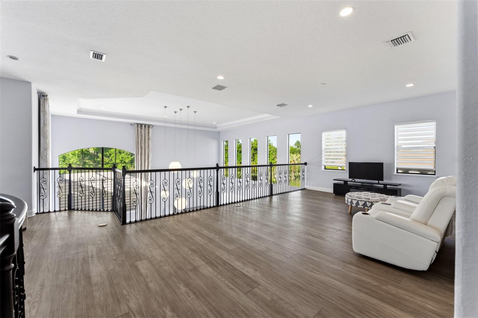 4071 ISABELLA CIR