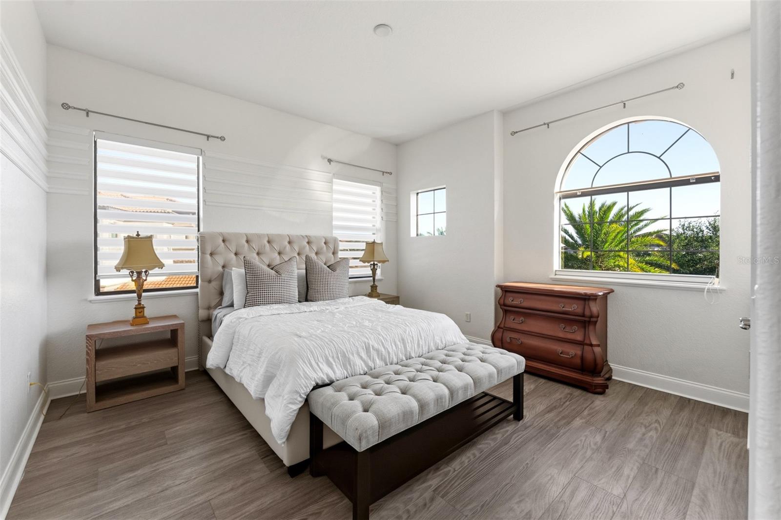 4071 ISABELLA CIR