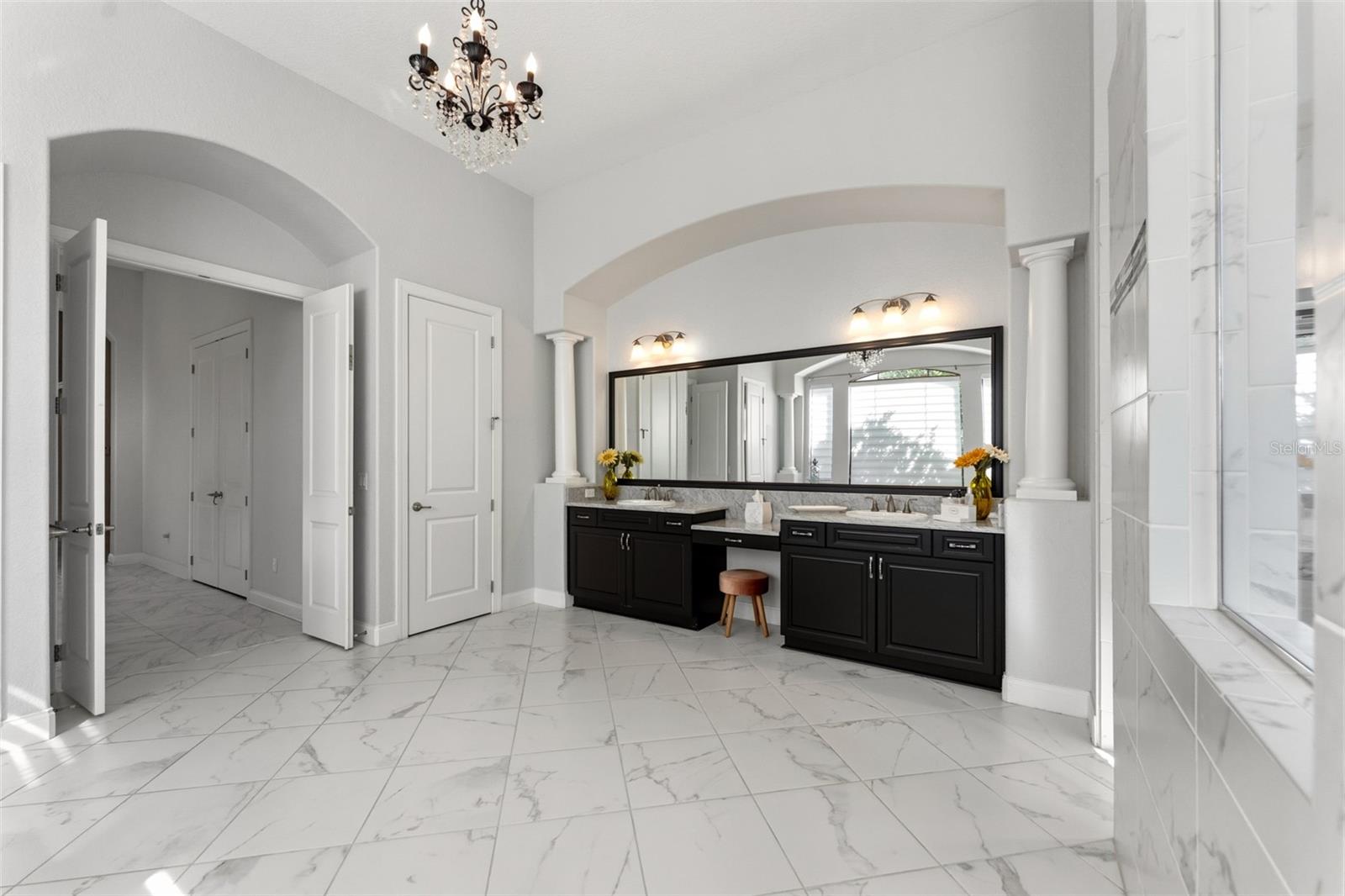 4071 ISABELLA CIR