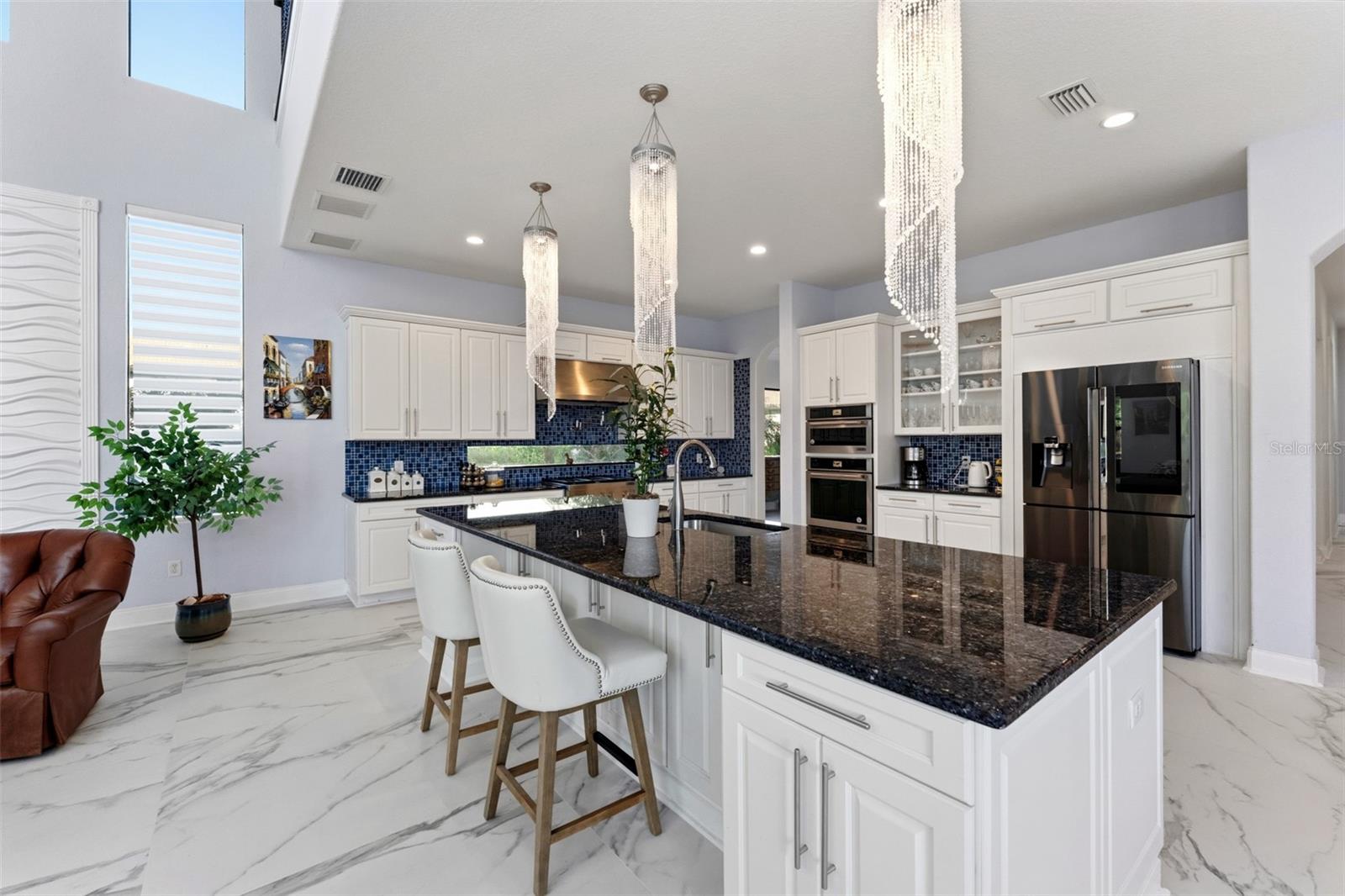 4071 ISABELLA CIR