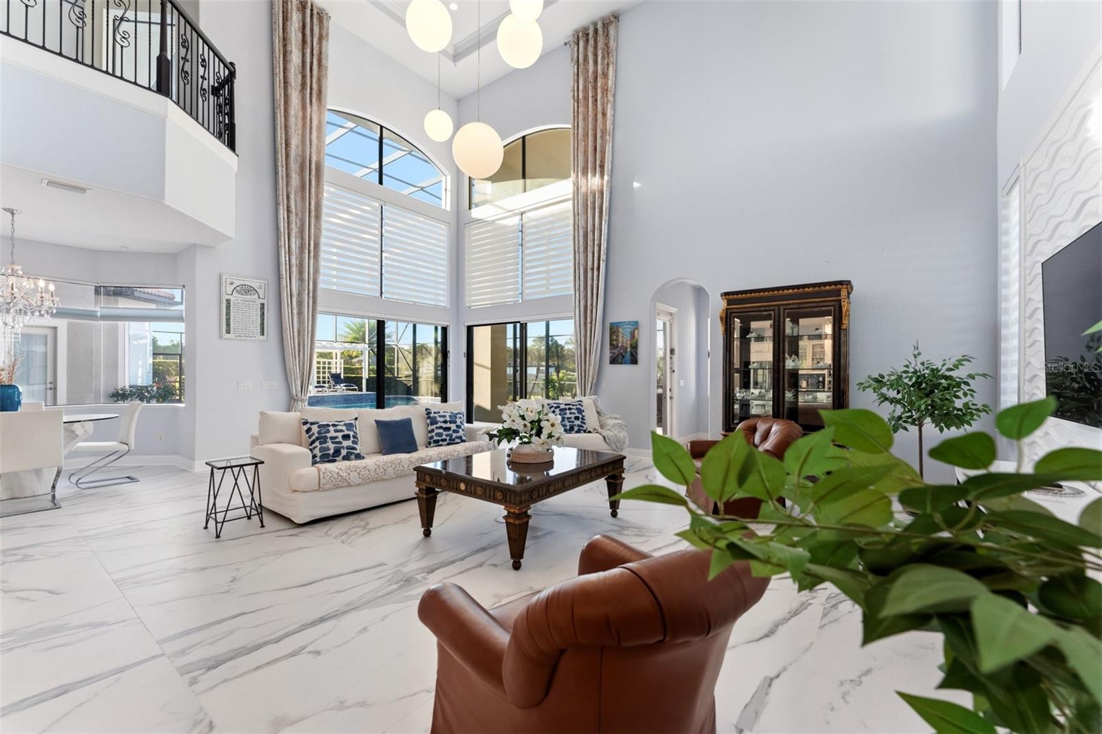 4071 ISABELLA CIR
