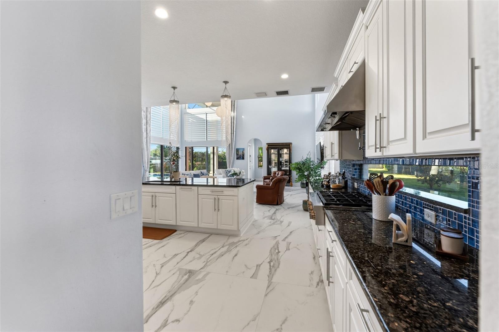 4071 ISABELLA CIR