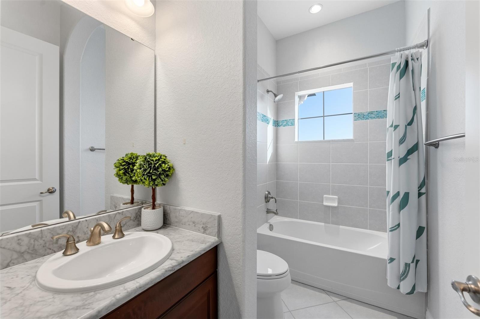 4071 ISABELLA CIR