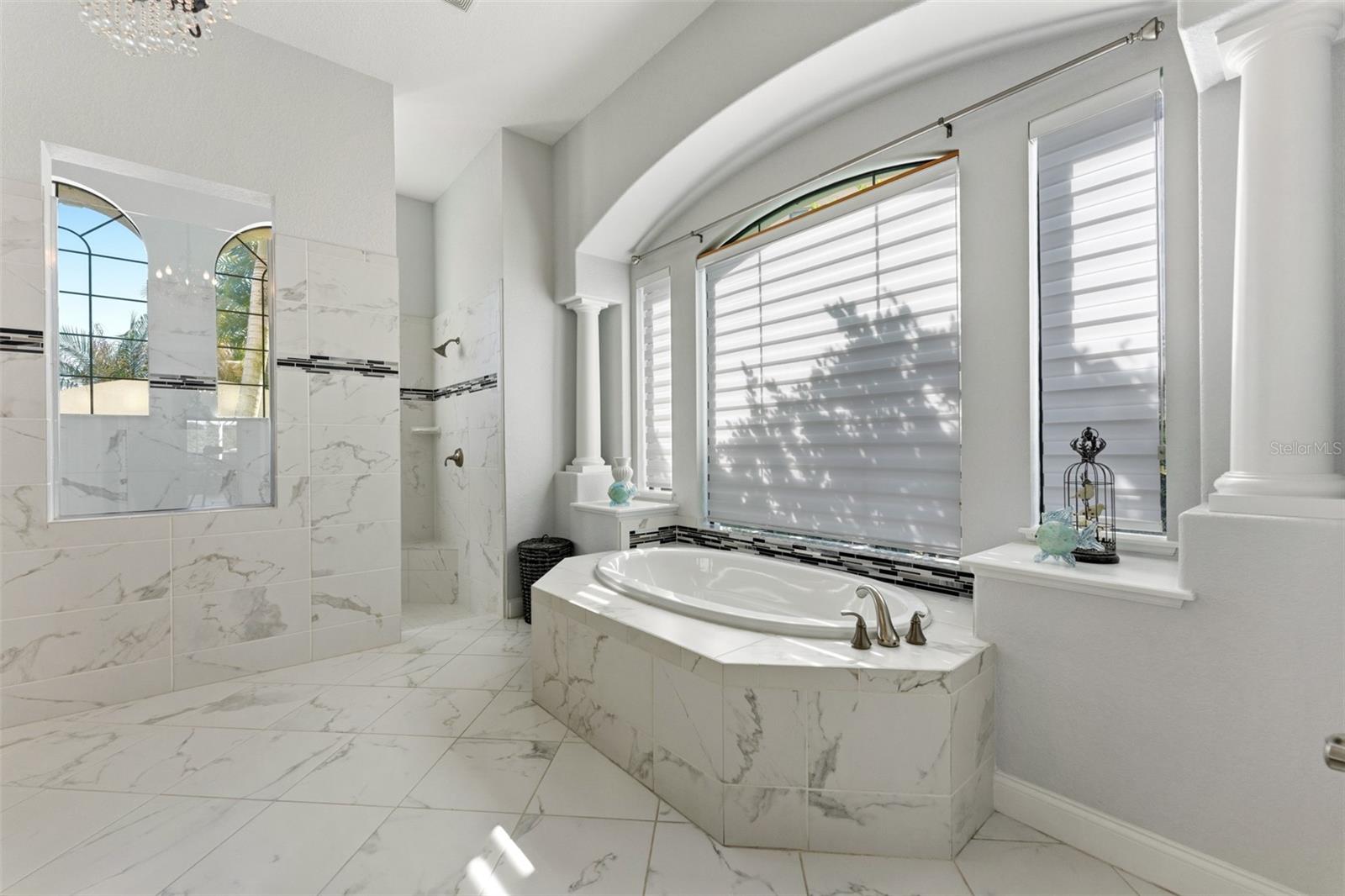 4071 ISABELLA CIR