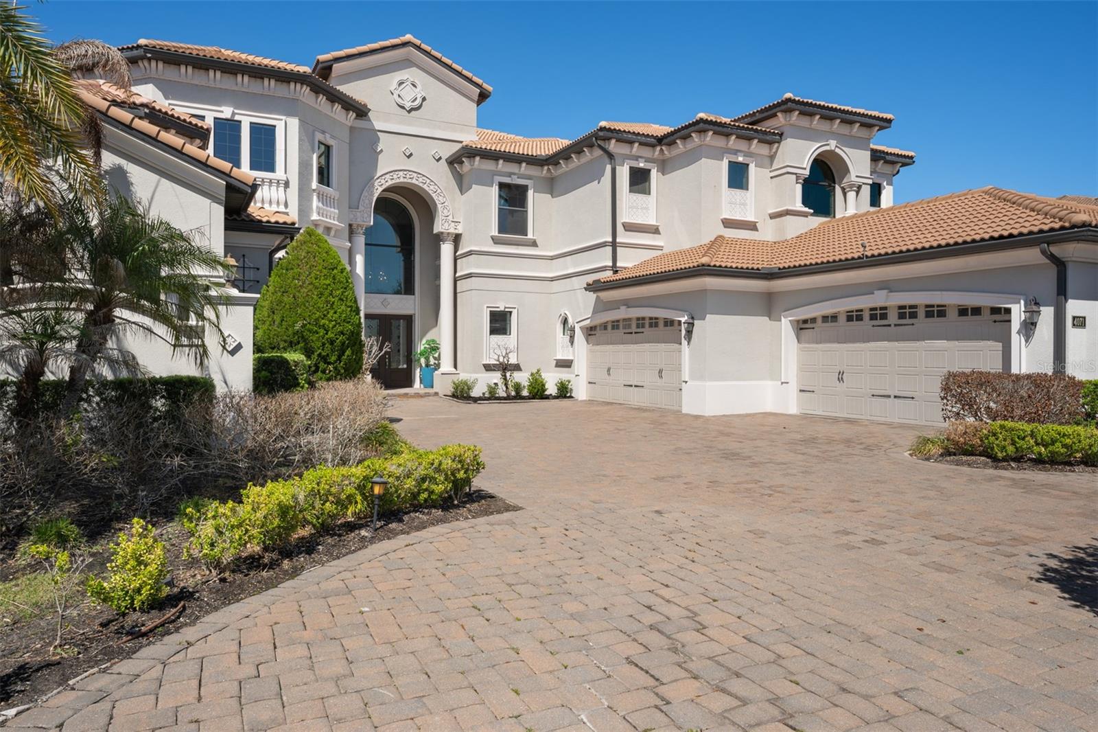 4071 ISABELLA CIR