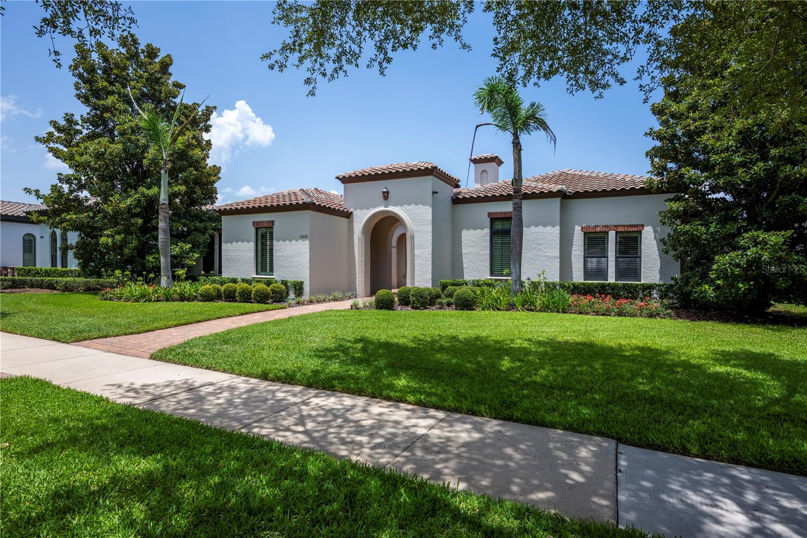 11832 WATERSTONE LOOP DR
