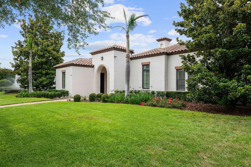 11832 WATERSTONE LOOP DR
