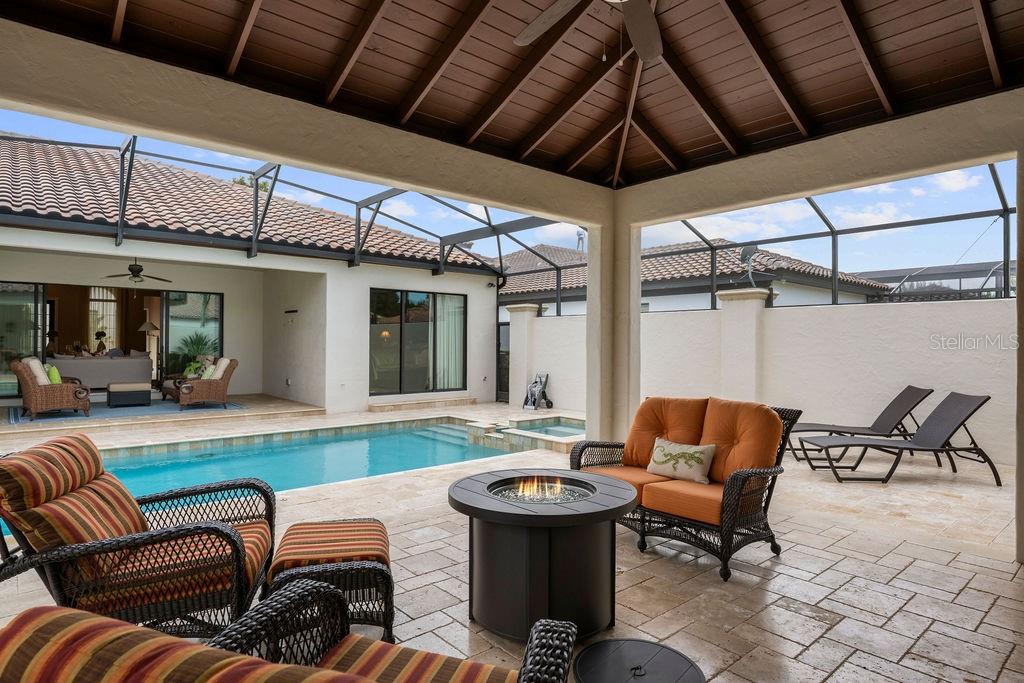11832 WATERSTONE LOOP DR