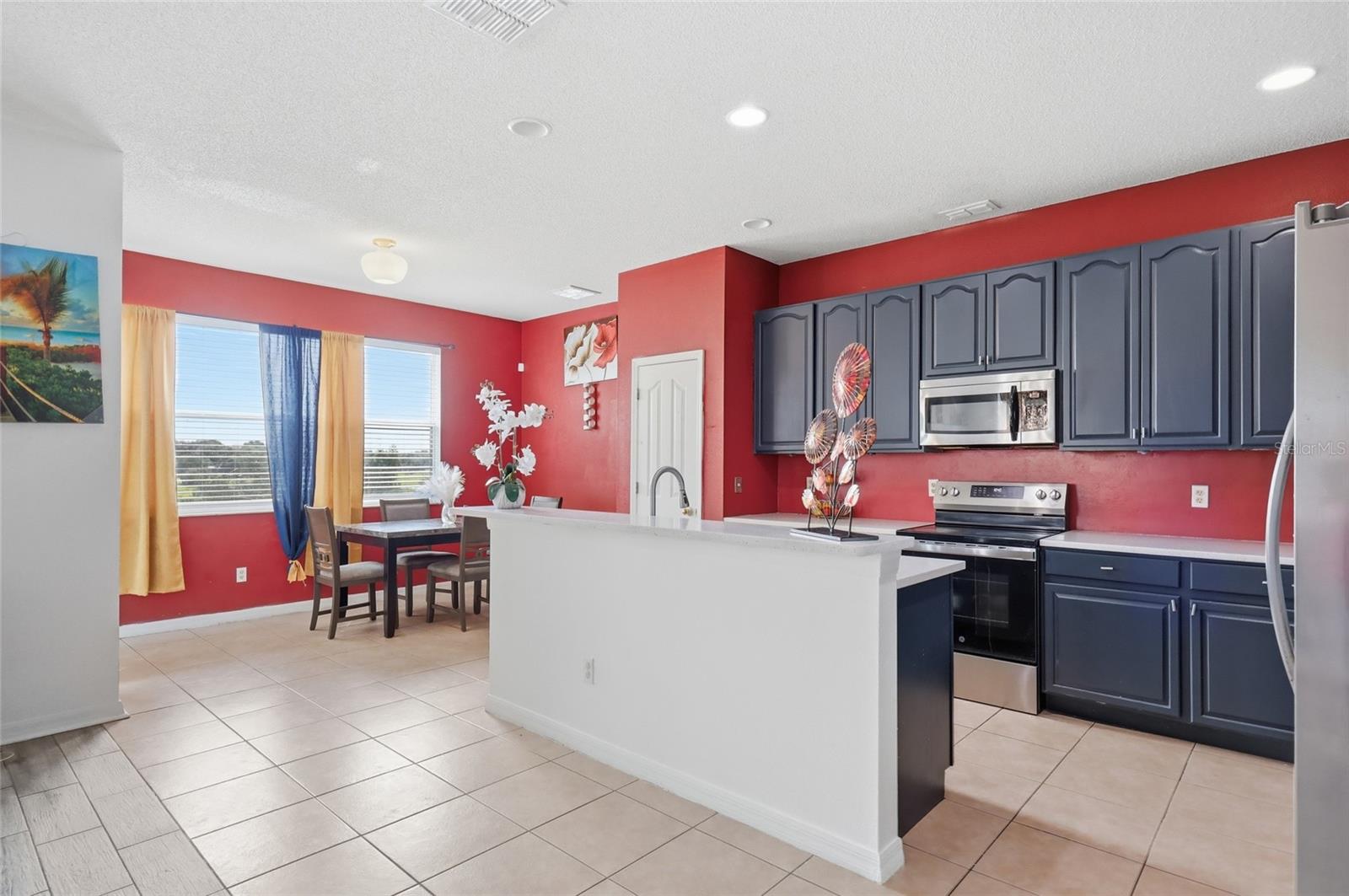 7254 COUNTRY RUN PKWY