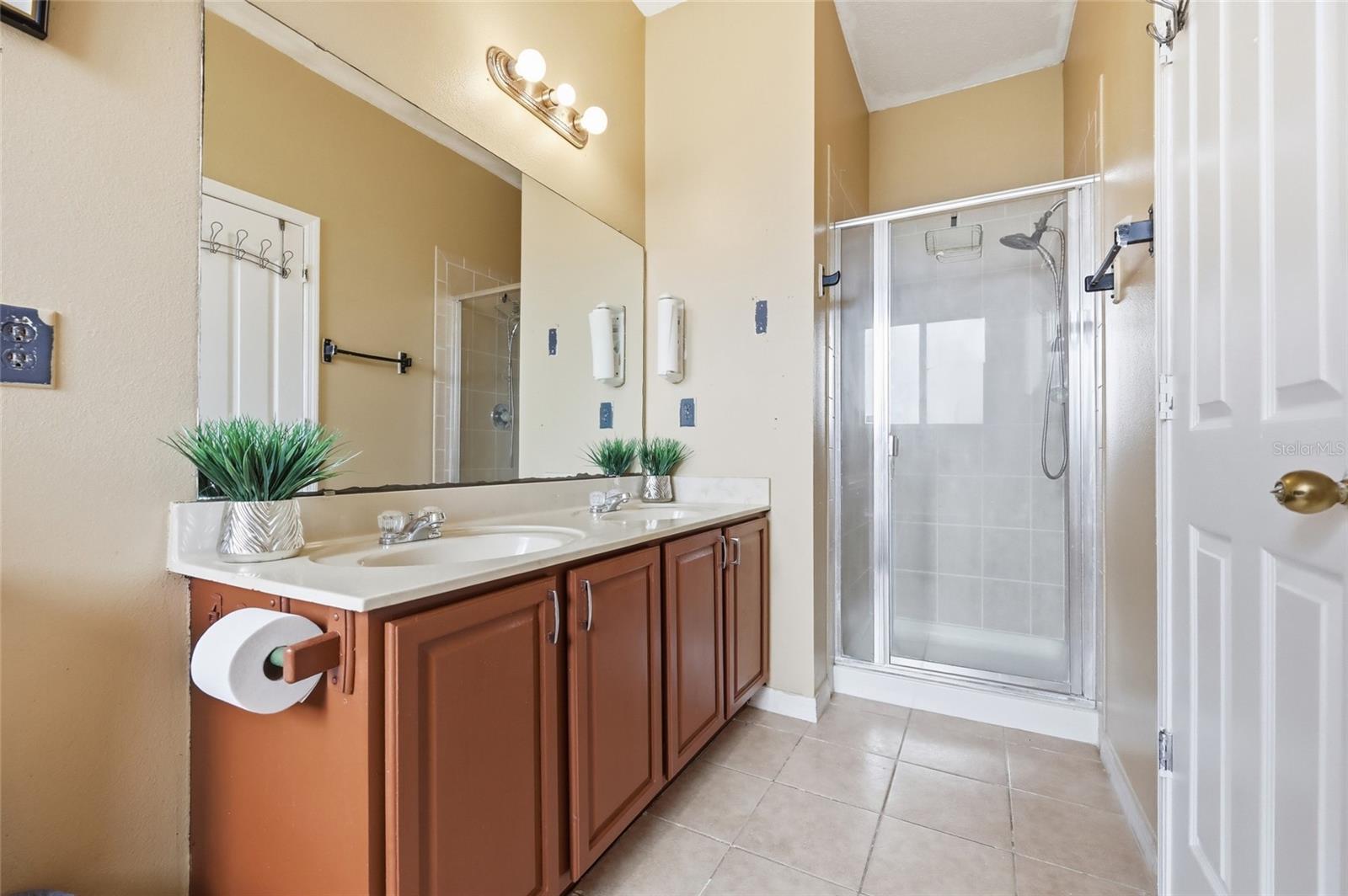 7254 COUNTRY RUN PKWY