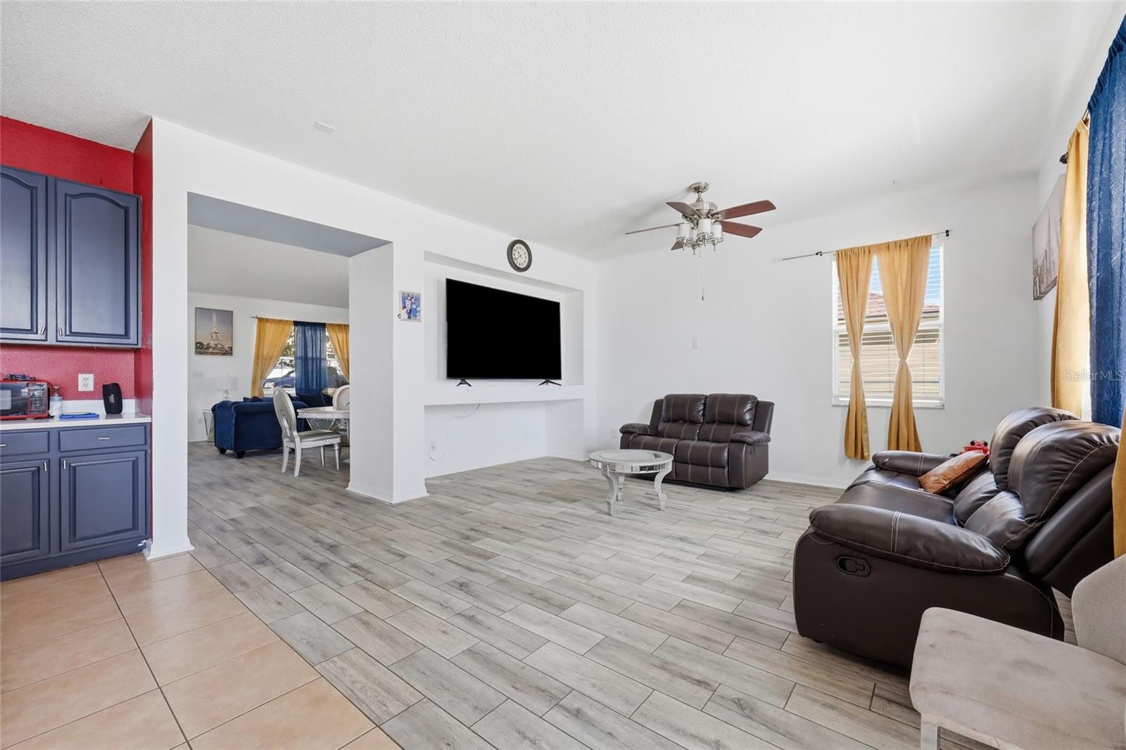 7254 COUNTRY RUN PKWY