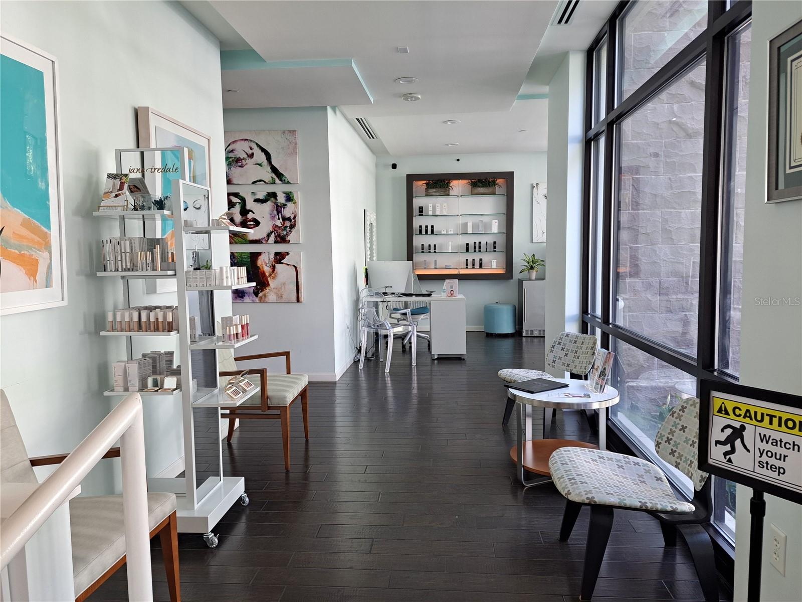 330 W MORSE BLVD #104