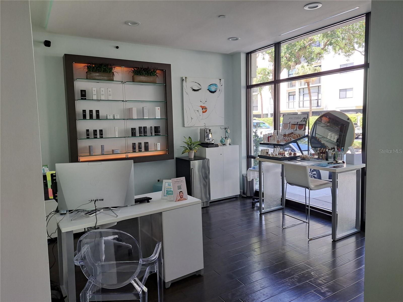 330 W MORSE BLVD #104