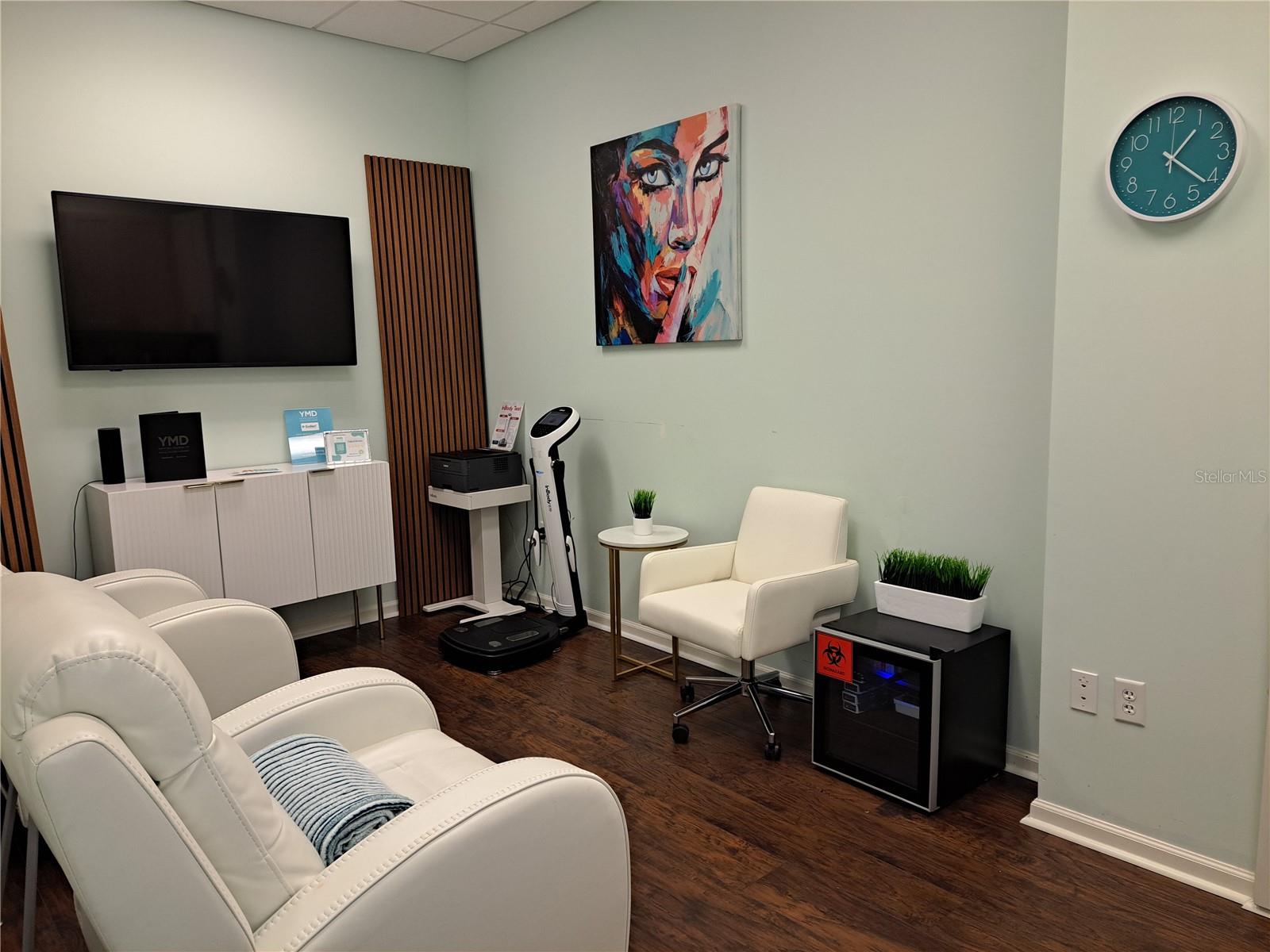 330 W MORSE BLVD #104