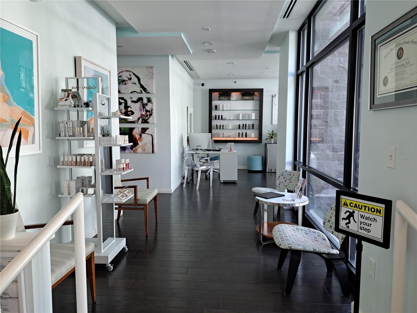330 W MORSE BLVD #104