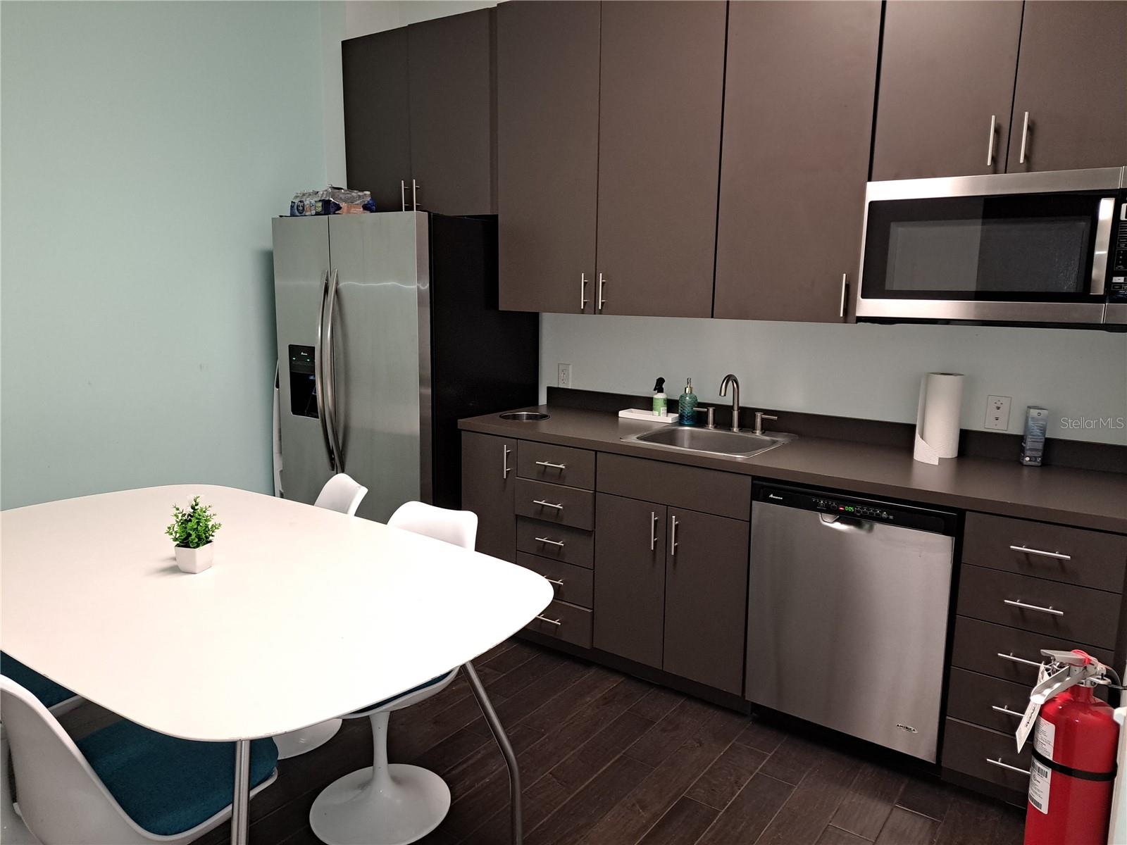 330 W MORSE BLVD #104