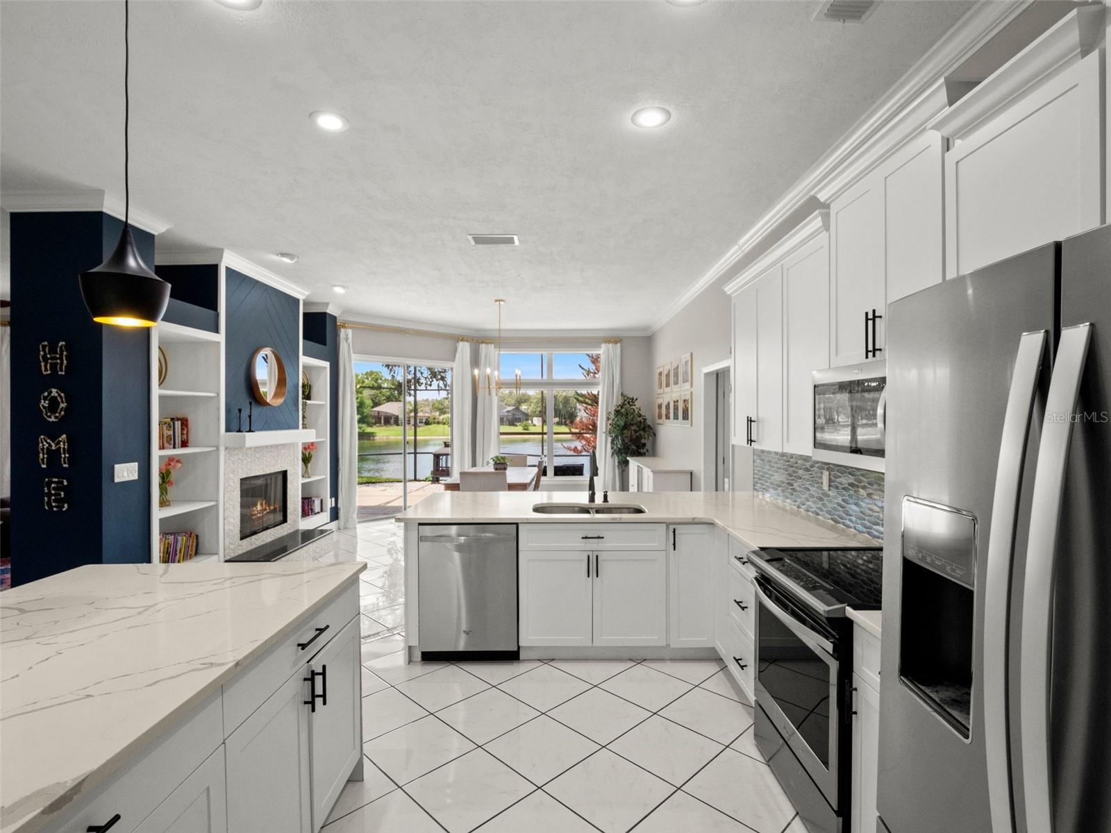 3552 WOODLEY PARK PL