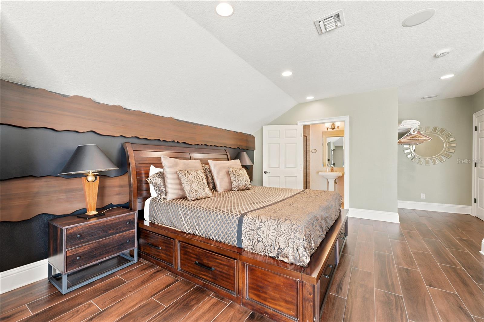 7481 GATHERING LOOP