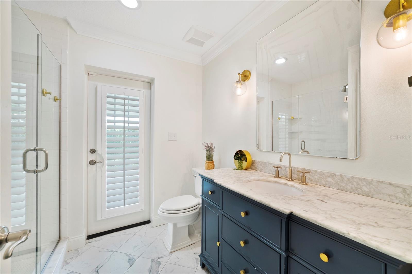 1615 KING ARTHUR CIR