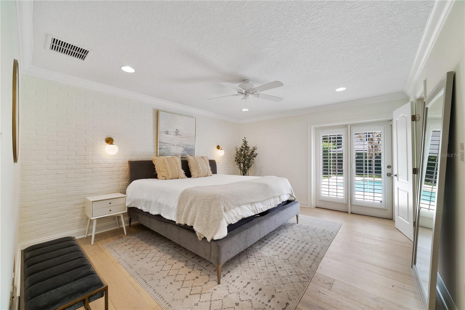 1615 KING ARTHUR CIR